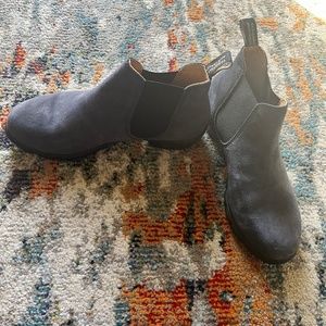 Blundstone womens boots US 9.5